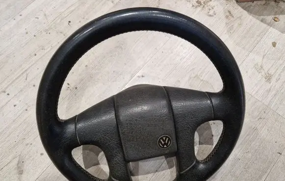 Volkswagen PASSAT B3 Steering wheel 3A0419091D 3A0419669C