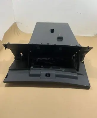 Nissan Qashqai Glove box