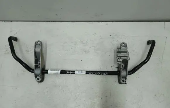 BMW 8 G14 Front anti-roll bar/sway bar 6873474