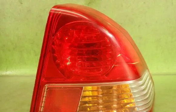 Honda Civic Rear/tail lights P2662R