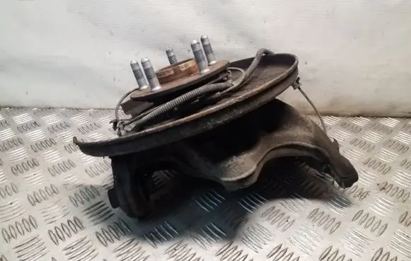 Opel Insignia A Rear wheel hub spindle/knuckle 