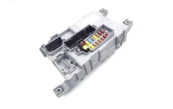 Peugeot Bipper Fuse module 01364891080