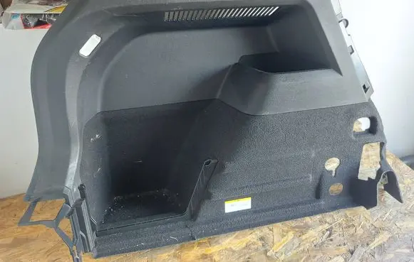 Volkswagen Tiguan Tailgate/trunk side cover trim 571867427