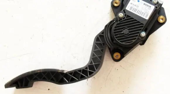 Renault Laguna III Accelerator throttle pedal 180050001R 104066 0280755085