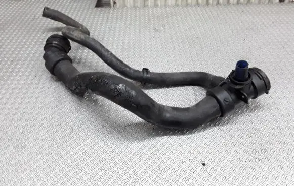 Audi A6 S6 C5 4B Engine coolant pipe/hose