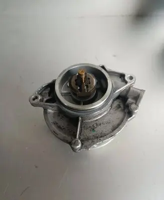 Vacuum pump
