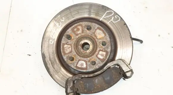 Front wheel hub spindle knuckle