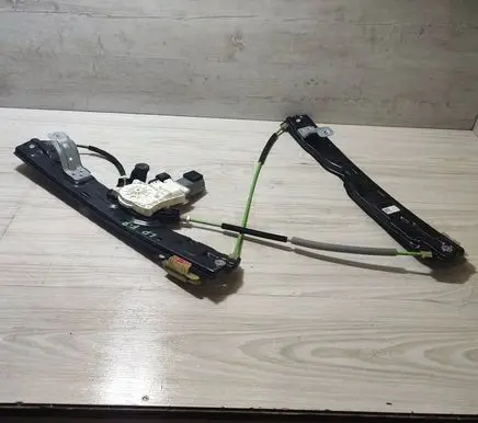 Jaguar F-Pace Front door window regulator with motor C42087106 HK8323201AE V761F