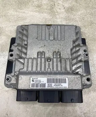 Citroen C4 Grand Picasso Engine control unit/module 9676760880 810138578 S180123001E
