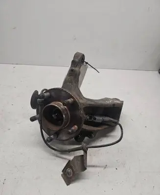 Ford Focus C-MAX Front wheel hub spindle knuckle 3M513K171