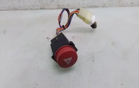 Hyundai Getz Hazard light switch