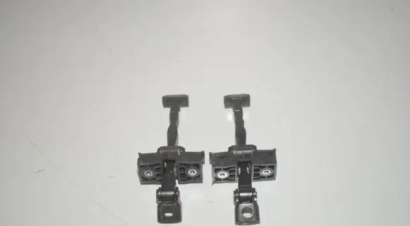 BMW 2 F45 Front door soft close latching motor 