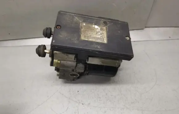 Volkswagen Sharan ABS Pump 7M0907379A 7M0614111C 95VW2L580DA