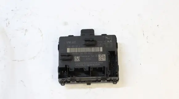 Volkswagen Touran III Door control unit/module 5Q0959593K