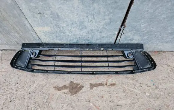 BMW 2 F45 Front bumper lower grill 7364731 51117364731