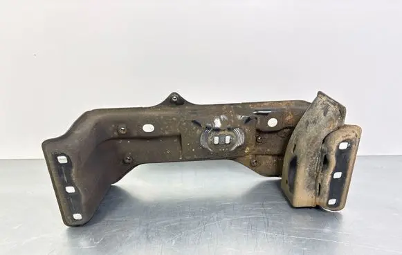 Jeep Grand Cherokee Gearbox mounting bracket 68110245AE