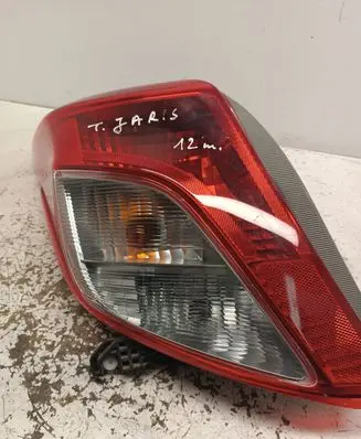 Toyota Yaris Rear/tail lights