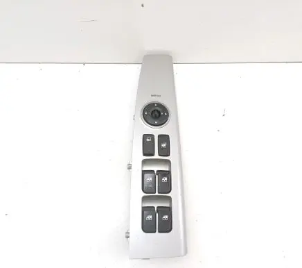 Hyundai Santa Fe Electric window control switch 3714901110