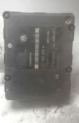 Volkswagen Golf IV ABS Pump 1J0907379H