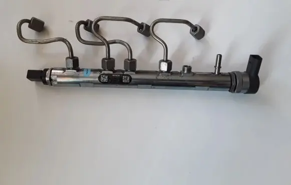 Toyota RAV 4 (XA40) Fuel main line pipe 0445214278