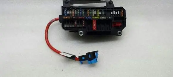BMW 7 E65 E66 Fuse box set 6900583