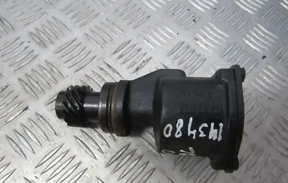 Volkswagen Polo III 6N 6N2 6NF Vacuum pump 028207a