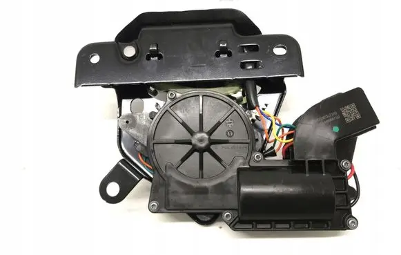 Tesla Model Y Tailgate/trunk/boot lock/catch/latch