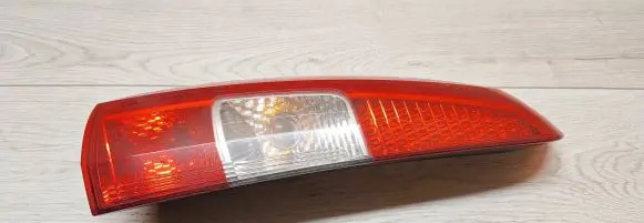 Volvo V70 Rear/tail lights 160985