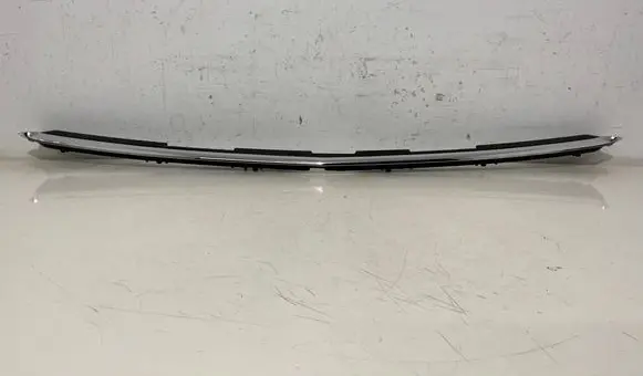 Mercedes-Benz V Class W447 Front bumper splitter molding A4478800082
