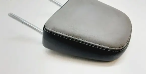 Toyota RAV 4 (XA40) Rear seat headrest 