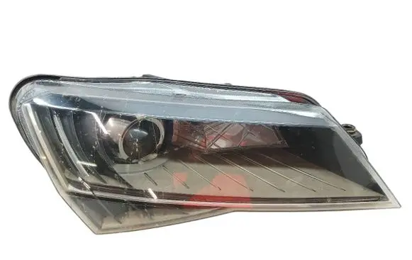 Skoda Superb B8 (3V) Headlight/headlamp 3V1941018A