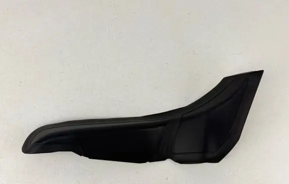 BMW 5 G30 G31 G38 Tailgate trim 630371L