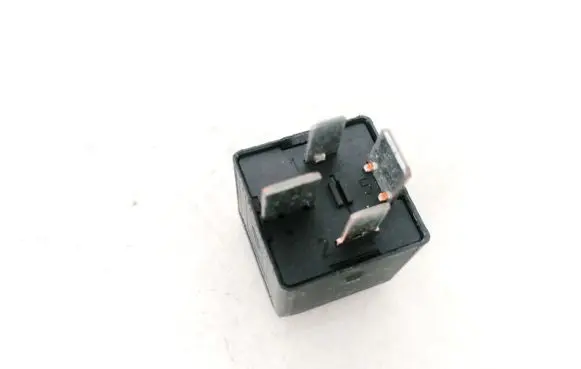 BMW 5 E60 E61 Other relay 61366901469