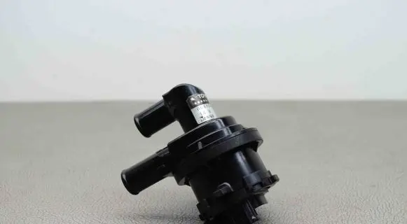 Lexus NX Electric auxiliary coolant/water pump 0641001301