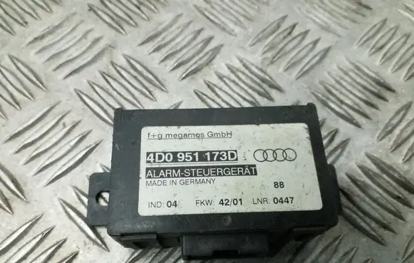 Audi A6 S6 C5 4B Alarm control unit/module 4D0951173D