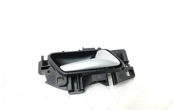 Rear door interior handle