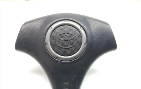 Toyota RAV 4 (XA10) Steering wheel airbag 8419802