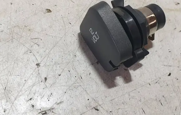 Volvo S80 12 V Socket (rear)