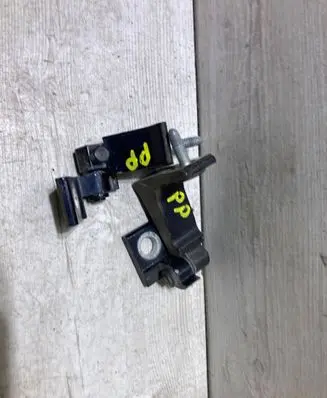 Front door hinge set