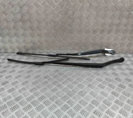 BMW iX3 G08 Windshield/front glass wiper blade 7399011 7399012