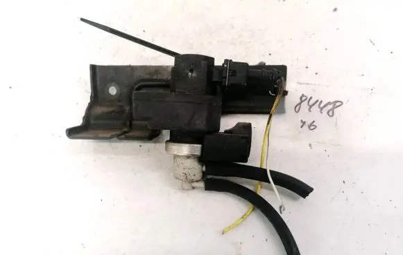 Nissan Primera Turbo solenoid valve