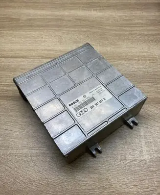 Audi A4 S4 B5 8D Engine control unit/module ECU 8D0907557 0261203554