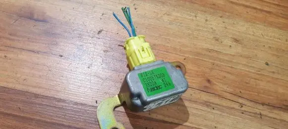 Mazda Premacy Airbag deployment crash/impact sensor c10057kd0b 3H20A