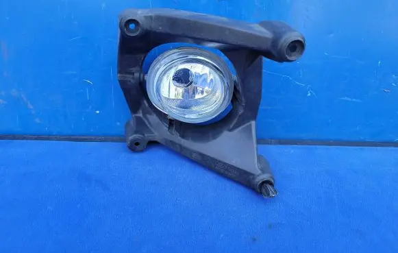 Ford Escape II Front fog light EW2851680A L1651680