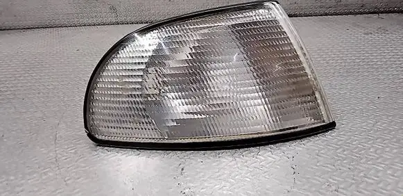 Audi A4 S4 B5 8D Front indicator light 084411514R