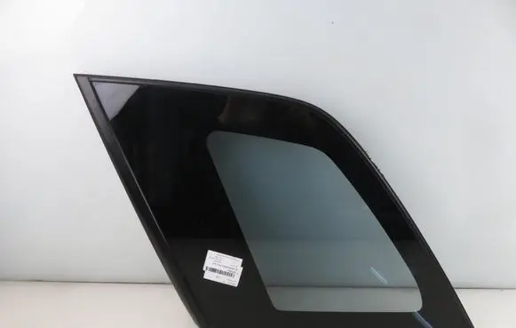 Suzuki Grand Vitara II Rear side window 