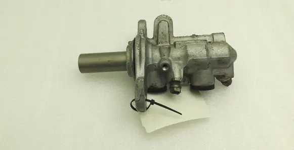 Volkswagen Golf VII Master brake cylinder 1K0945459A