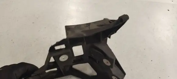 Opel Astra J Rear bumper mounting bracket 13368950