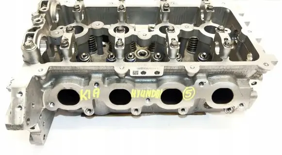 Hyundai Kona I Engine head G4LE