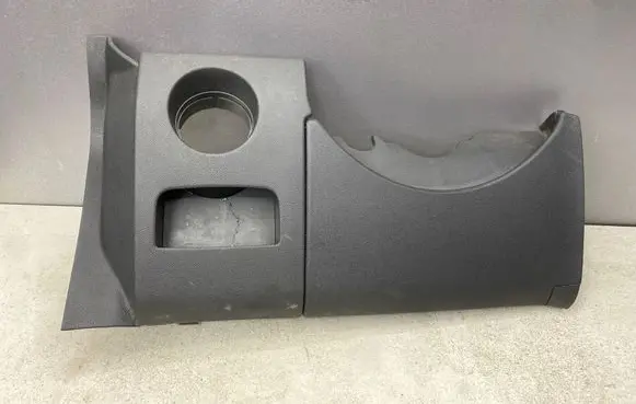 Opel Corsa D Dashboard lower bottom trim panel 13228683 460029937